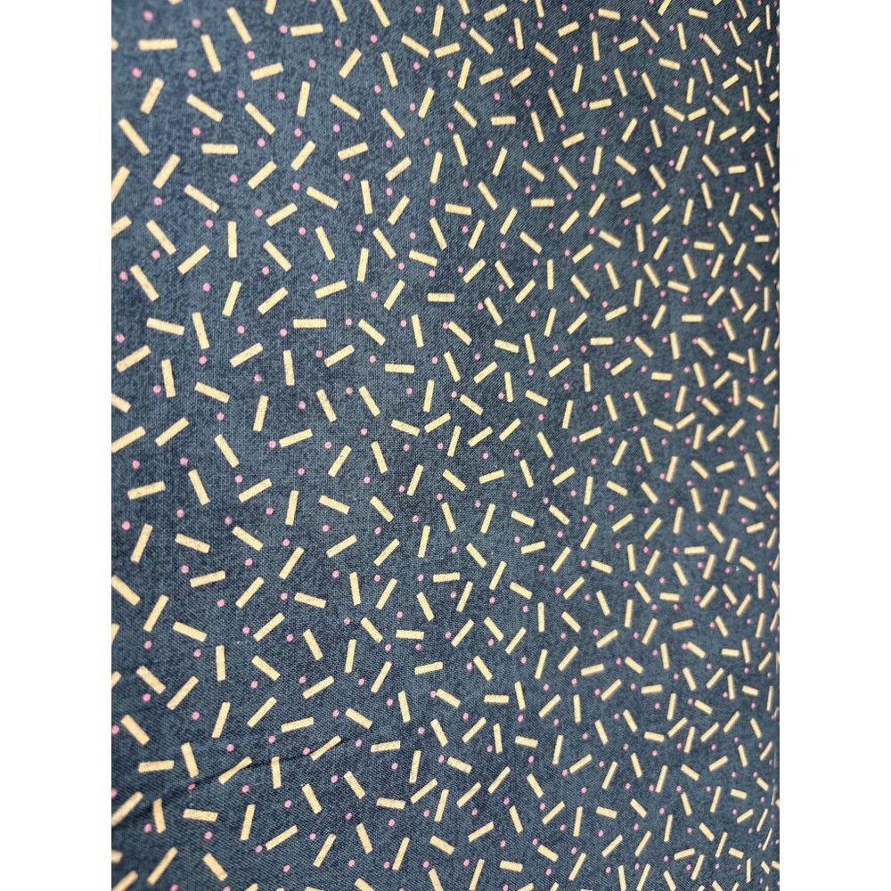 Mumms the Word Cotton Fabric 1/2 yard x 44" by Debbie Mumms Quilting Material